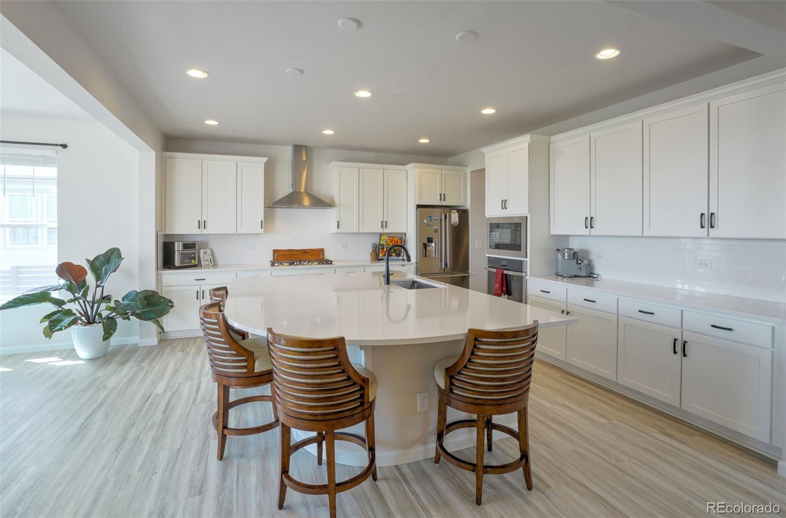 188 South Waterloo Street Aurora, CO 80018 - Photo 4 of 22