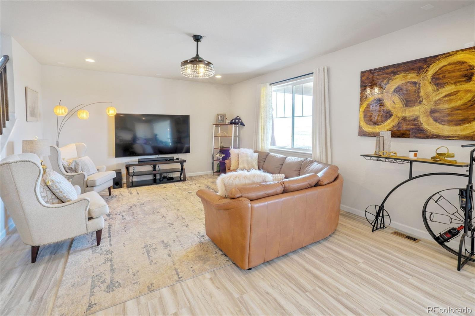 188 South Waterloo Street Aurora, CO 80018 - Photo 7 of 22
