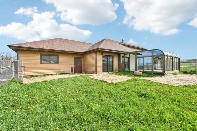 $519,900 | 1406 Busse Road, Marengo, IL 60152