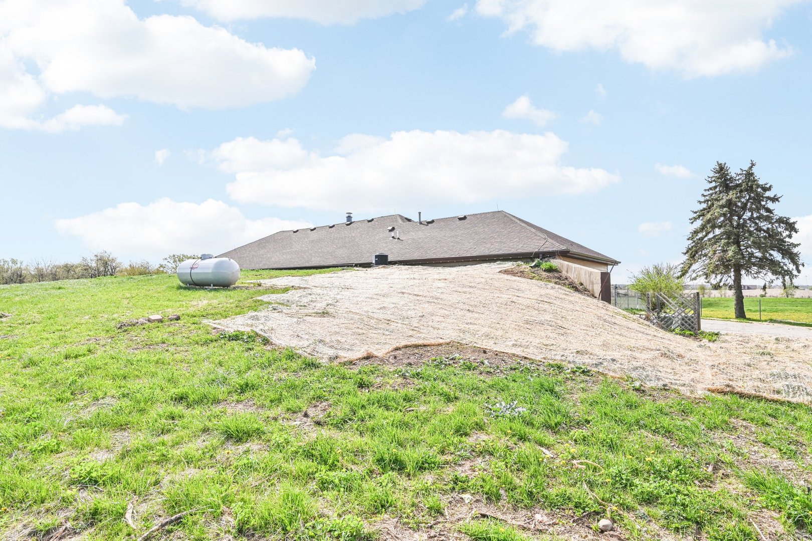 1406 Busse Road Marengo, IL 60152 - Photo 56 of 76