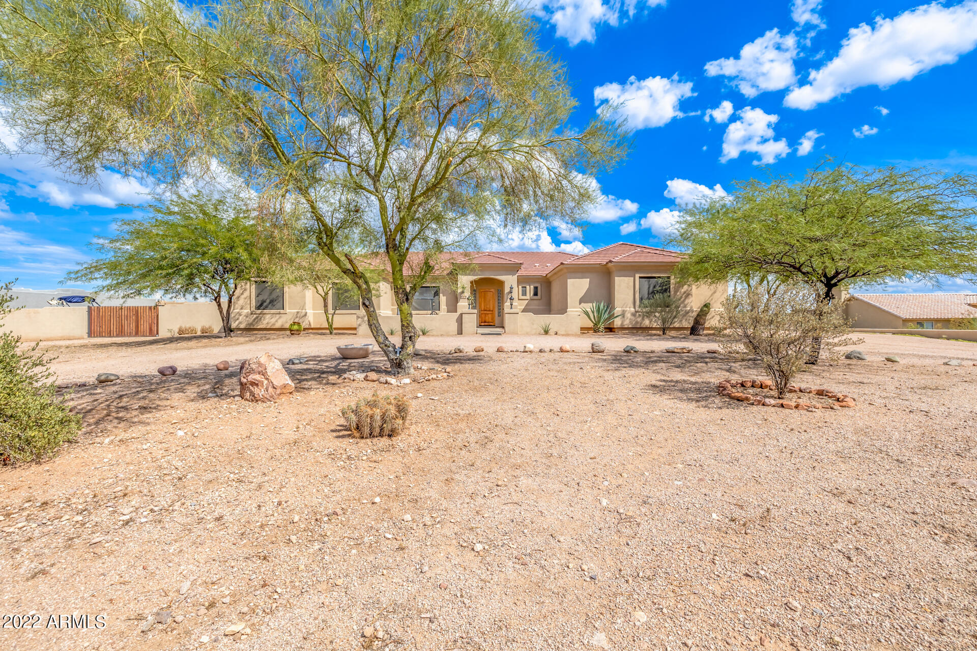 1879 North Hilton Road Apache Junction, AZ 85119 - Photo 9 of 89 02 - Hilton