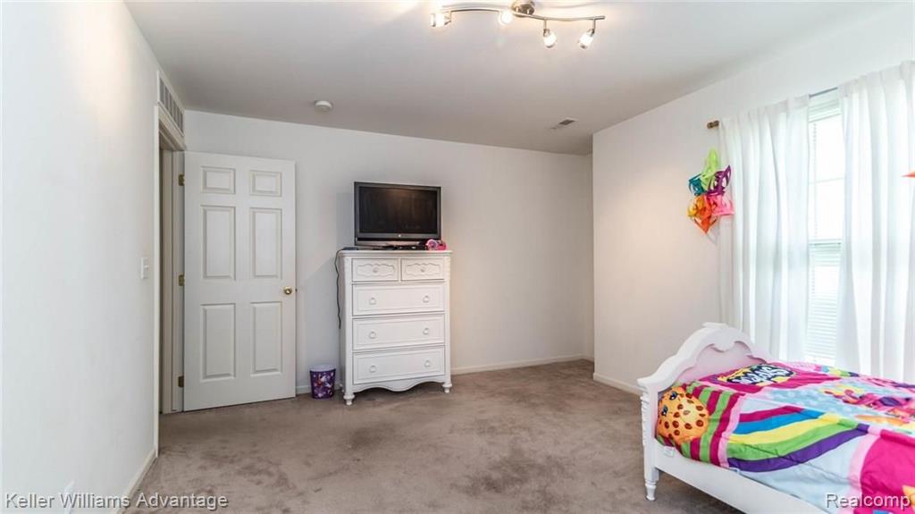 11790 Farmington Road Livonia, MI 48150 - Photo 18 of 32