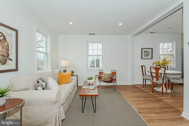 $2,600 | 108 New Jersey Avenue Northwest, Glen Burnie, MD 21061