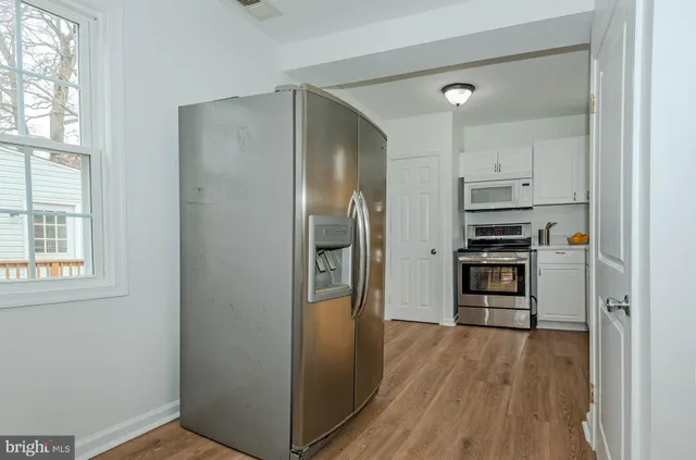 $2,600 | 108 New Jersey Avenue Northwest, Glen Burnie, MD 21061