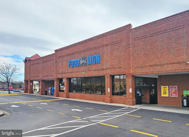 $2,600 | 108 New Jersey Avenue Northwest, Glen Burnie, MD 21061