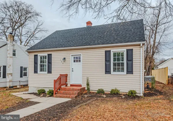 $2,600 | 108 New Jersey Avenue Northwest, Glen Burnie, MD 21061