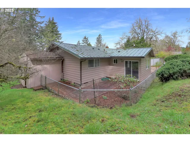 $525,000 | 29652 Lusk Road, Eugene, OR 97405