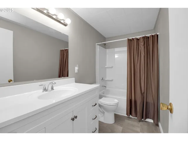 $525,000 | 29652 Lusk Road, Eugene, OR 97405