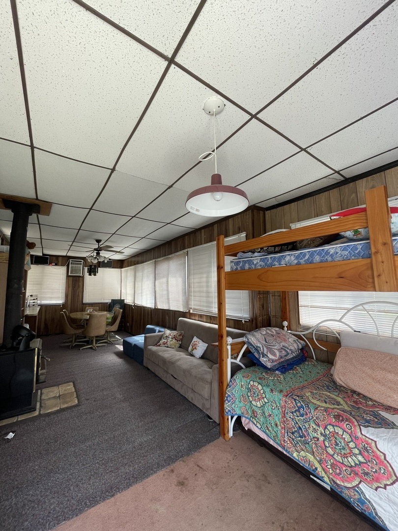 21-154 Woodhaven Lakes Sublette, IL 61367 - Photo 8 of 15 a living room with furniture and a window