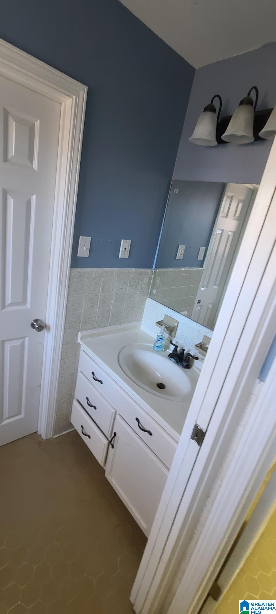 4090 Greenwood Road Bessemer, AL 35022 - Photo 12 of 21