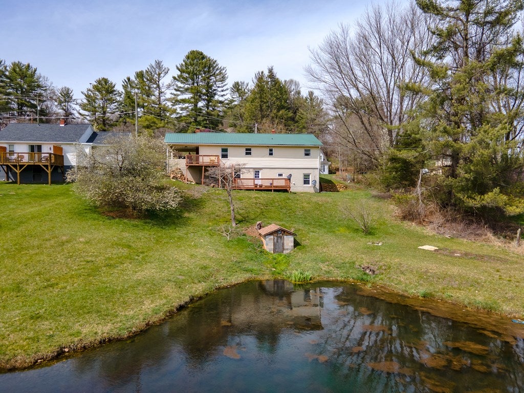 1818 Pipers Gap Road Galax, VA 24333 - Photo 7 of 52 Gallery Image 7
