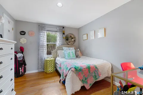 $695,000 | 5 Iris Lane, Redding, CT 06896