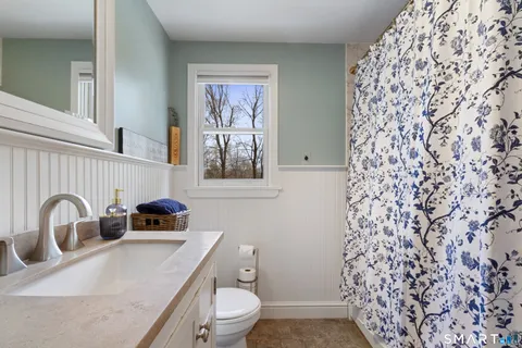 $695,000 | 5 Iris Lane, Redding, CT 06896