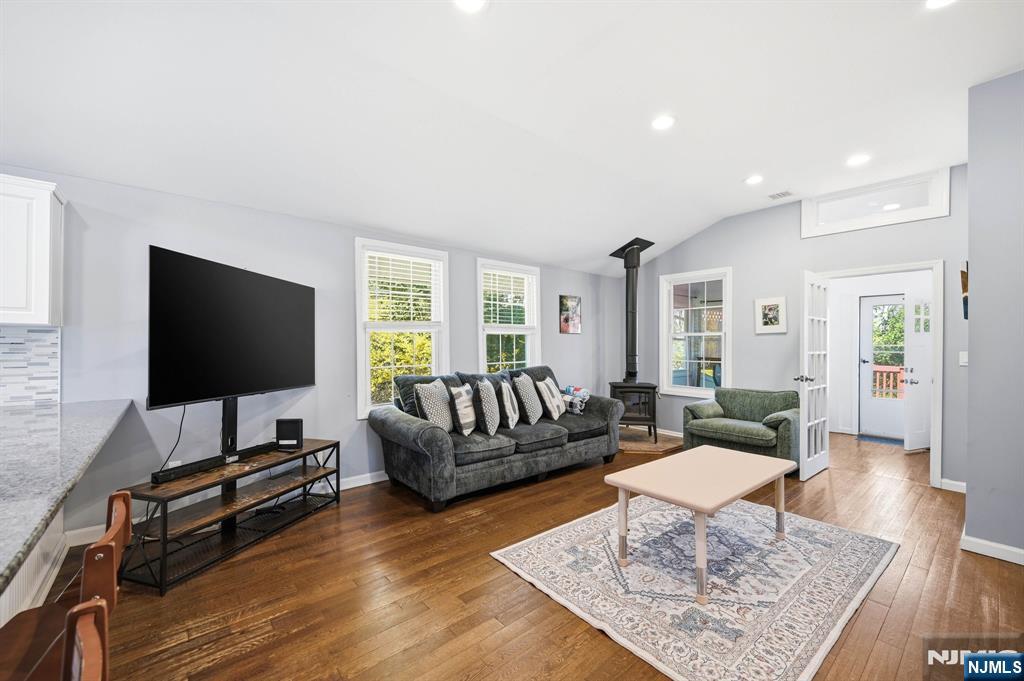 6 Timberwood Lane Oak Ridge, NJ 07438 - Photo 21 of 44