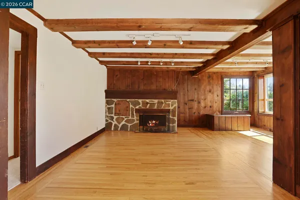 $999,000 | 5716 Merriewood Drive, Oakland, CA 94611