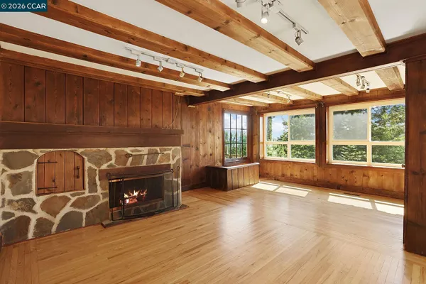 $999,000 | 5716 Merriewood Drive, Oakland, CA 94611