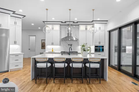 $3,900,000 | 608 Walker Road, Great Falls, VA 22066