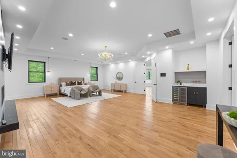 $3,900,000 | 608 Walker Road, Great Falls, VA 22066