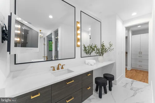 $4,100,000 | 608 Walker Road, Great Falls, VA 22066