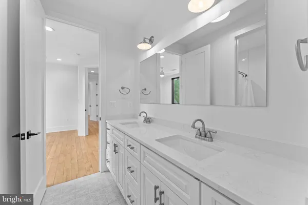 $4,100,000 | 608 Walker Road, Great Falls, VA 22066