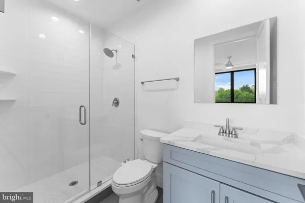 $4,100,000 | 608 Walker Road, Great Falls, VA 22066