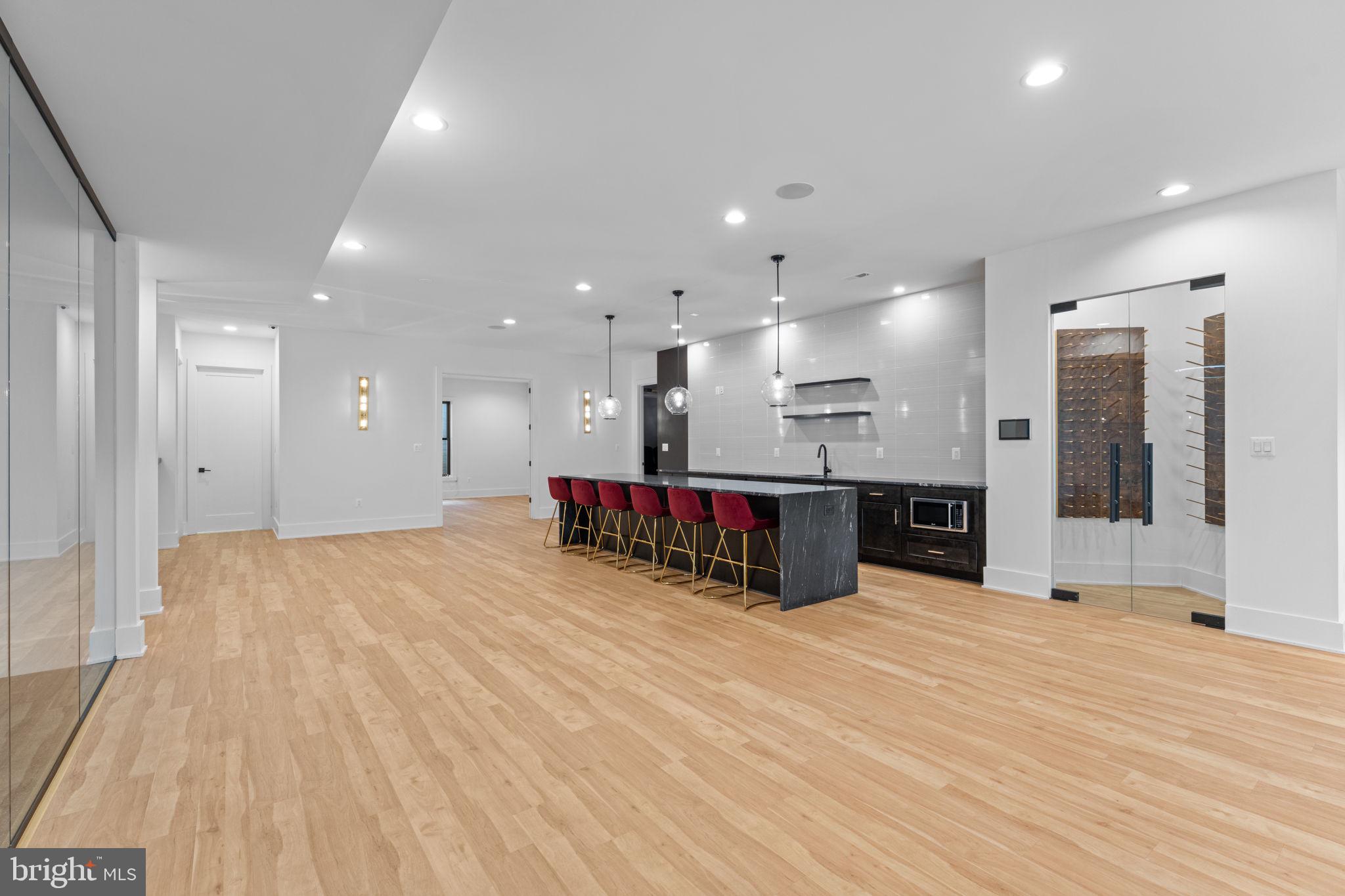 608 Walker Road Great Falls, VA 22066 - Photo 74 of 102