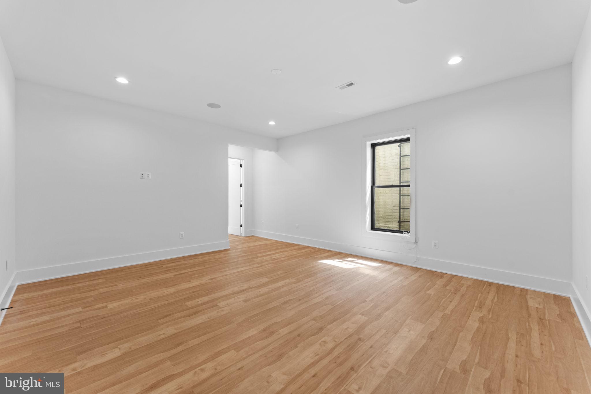 608 Walker Road Great Falls, VA 22066 - Photo 82 of 102