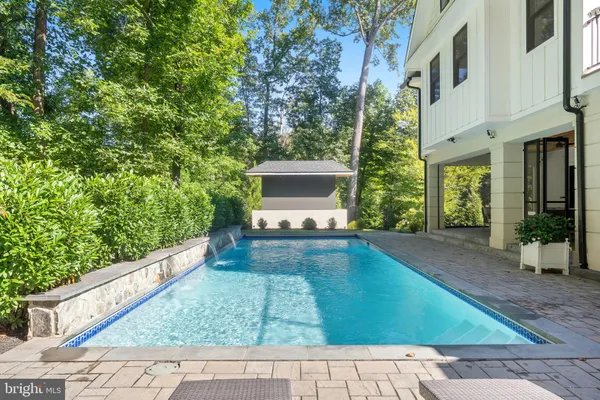 $4,100,000 | 608 Walker Road, Great Falls, VA 22066