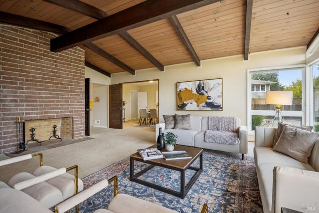 $1,599,000 | 295 Stuyvesant Drive, San Anselmo, CA 94960