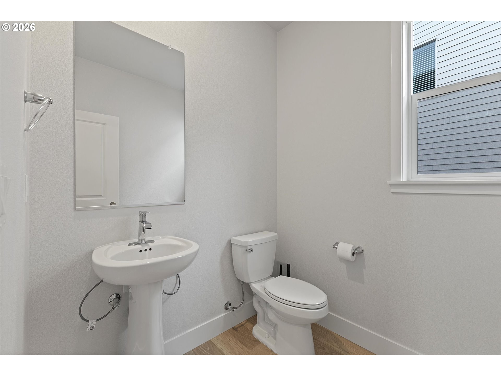 16542 Southwest Perth Road Portland, OR 97224 - Photo 14 of 48