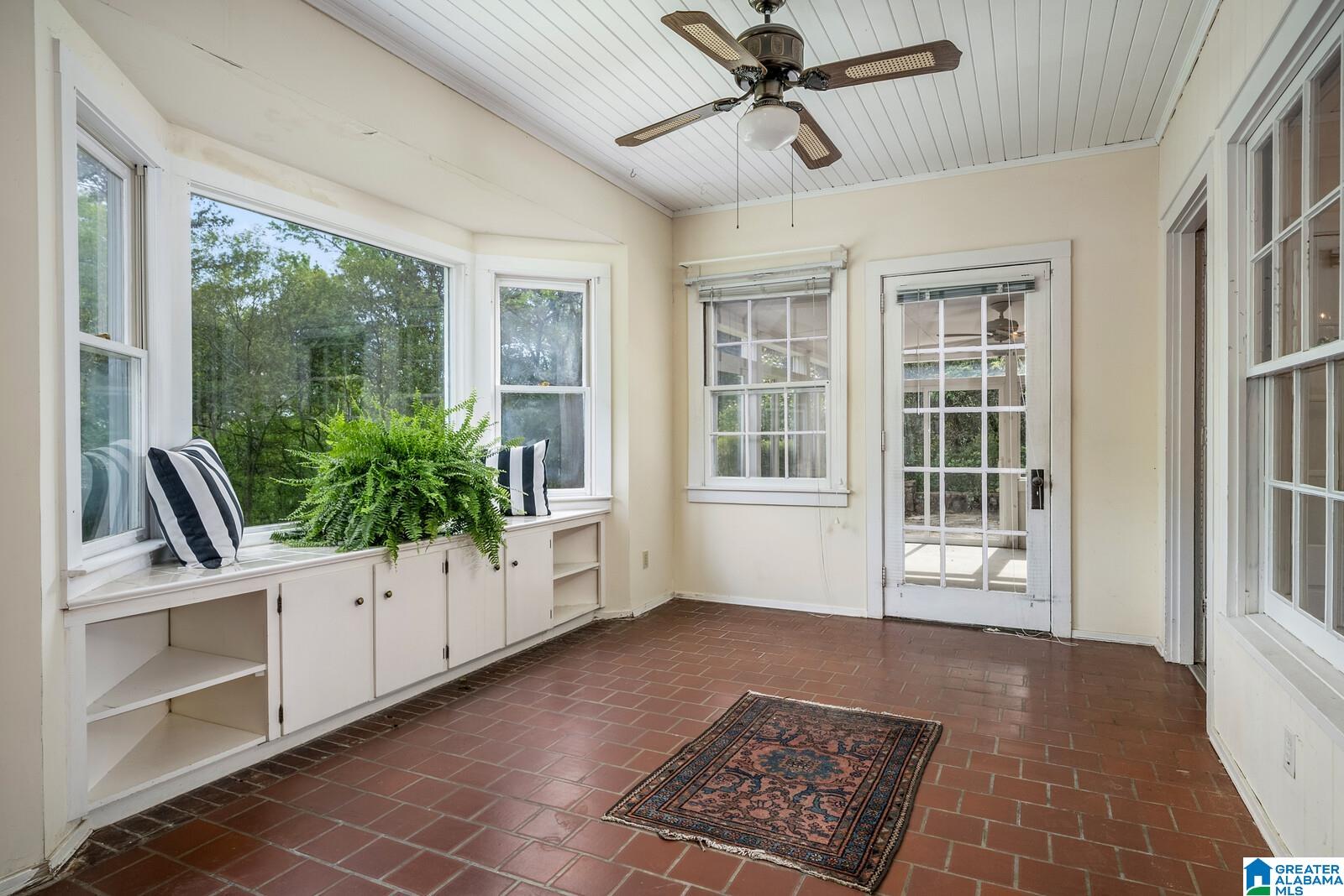 4537 Dolly Ridge Road Birmingham, AL 35243 - Photo 14 of 48