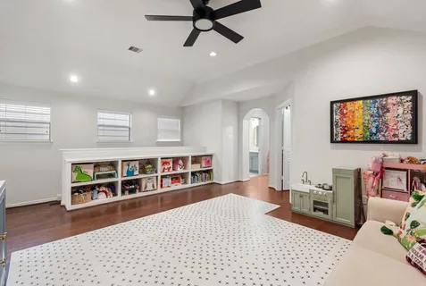 $675,000 | 834 West 18th Street, Unit B, Houston, TX 77008
