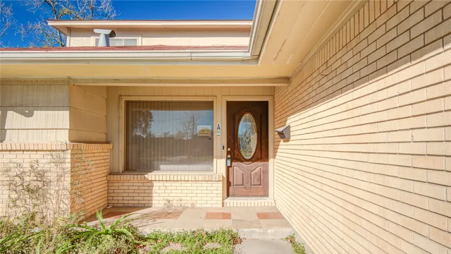 $1,800 | 5902 Hornwood Drive, Houston, TX 77081