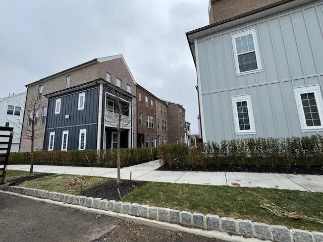 $3,200 | 305 Frederick Way, Cranberry Township, PA 16066