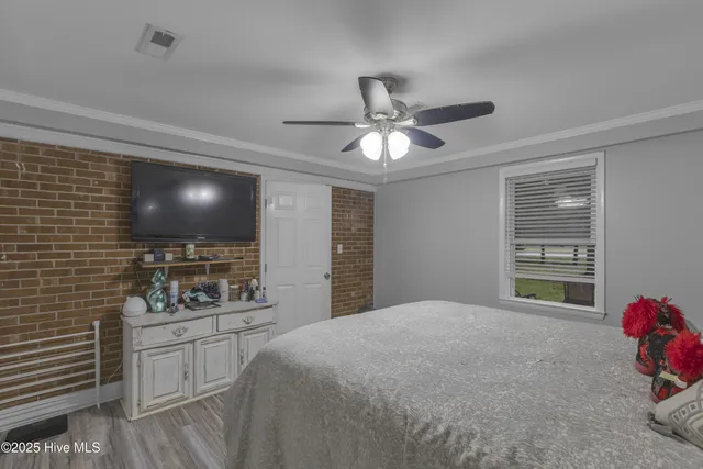 $350,000 | 126 Parkertown Road, Hubert, NC 28539