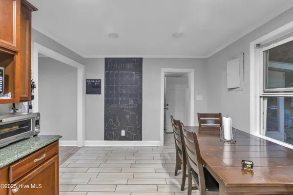 $300,000 | 126 Parkertown Road, Hubert, NC 28539