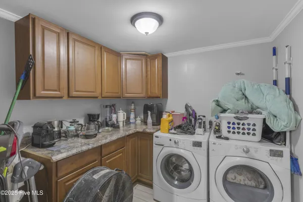 $300,000 | 126 Parkertown Road, Hubert, NC 28539