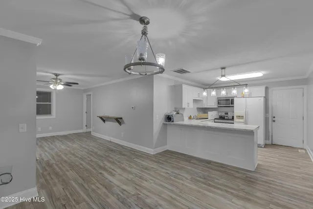 $350,000 | 126 Parkertown Road, Hubert, NC 28539