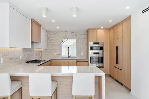 $1,839,000 | 107 Sandal Lane, Unit 1, Palm Beach Shores, FL 33404