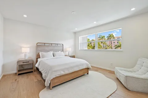 $1,839,000 | 107 Sandal Lane, Unit 1, Palm Beach Shores, FL 33404