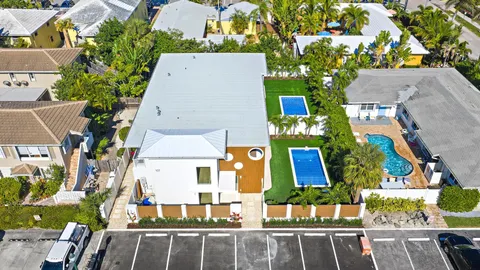 $1,839,000 | 107 Sandal Lane, Unit 1, Palm Beach Shores, FL 33404