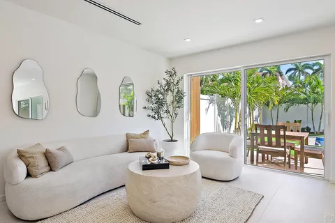 $1,839,000 | 107 Sandal Lane, Unit 1, Palm Beach Shores, FL 33404