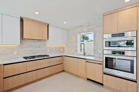 $1,839,000 | 107 Sandal Lane, Unit 1, Palm Beach Shores, FL 33404