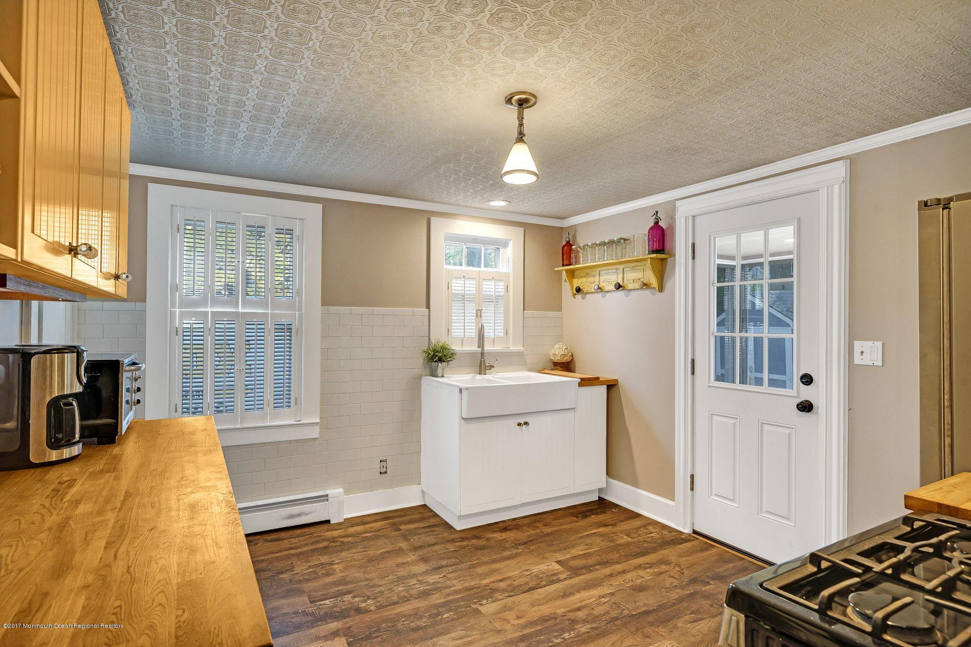 1211 Oak Road Manasquan, NJ 08736 - Photo 14 of 29 23