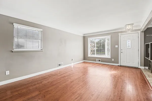 $235,000 | 32015 St Margaret Street, St. Clair Shores, MI 48082