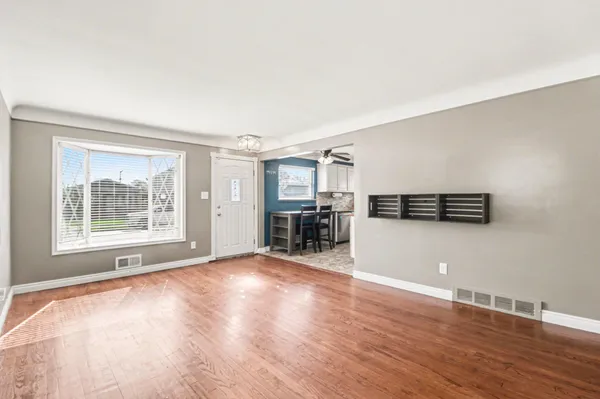 $235,000 | 32015 St Margaret Street, St. Clair Shores, MI 48082