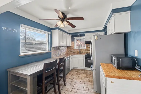 $235,000 | 32015 St Margaret Street, St. Clair Shores, MI 48082