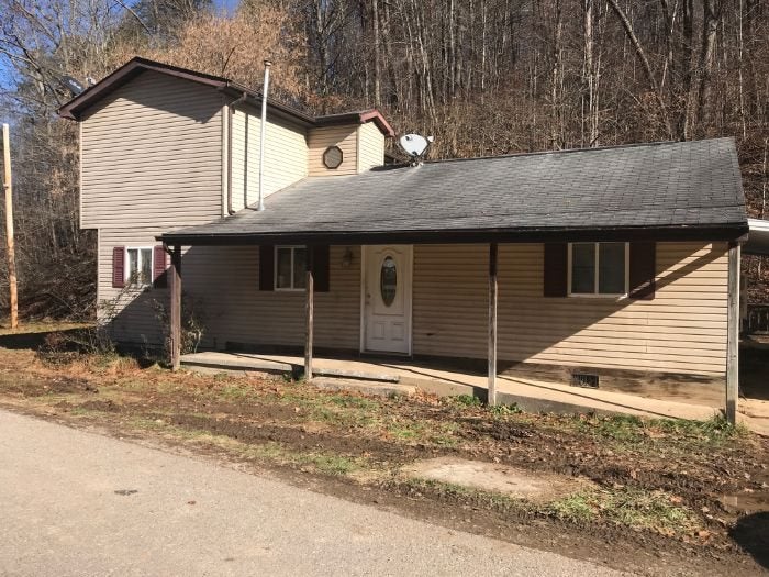 2860 Sycamore Road Culloden, WV 25510 - Photo 1 of 8 Gallery Image 1
