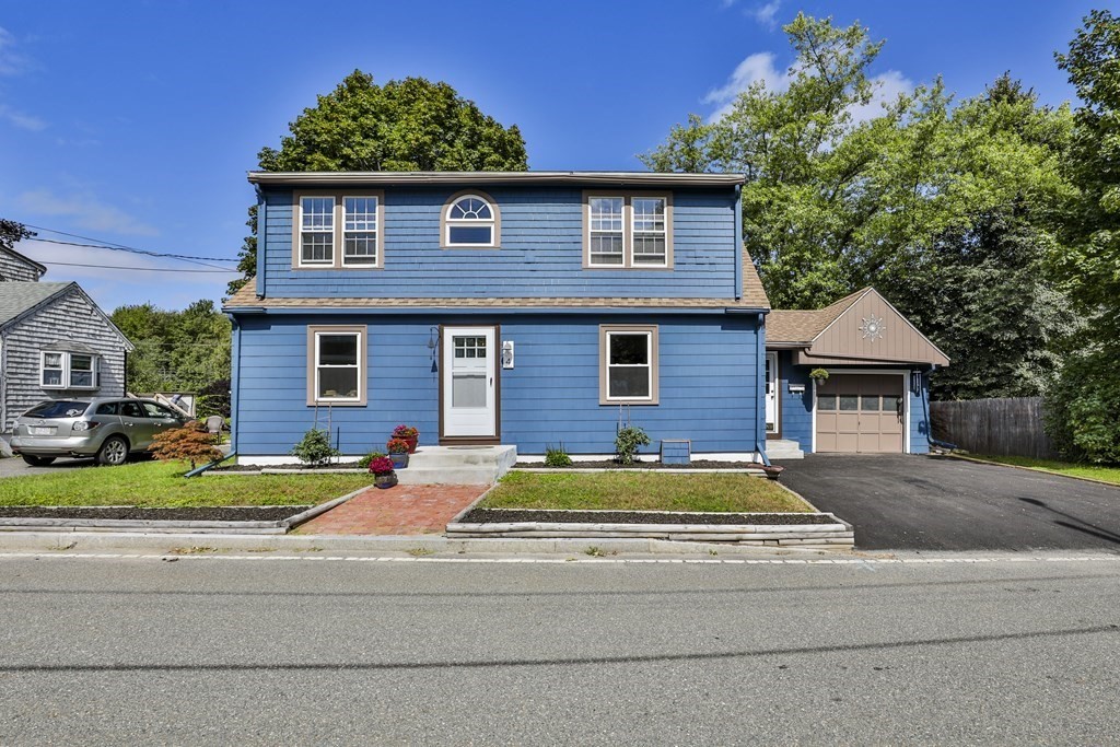 4 Spring Street Salisbury, MA 01952 - Photo 1 of 34