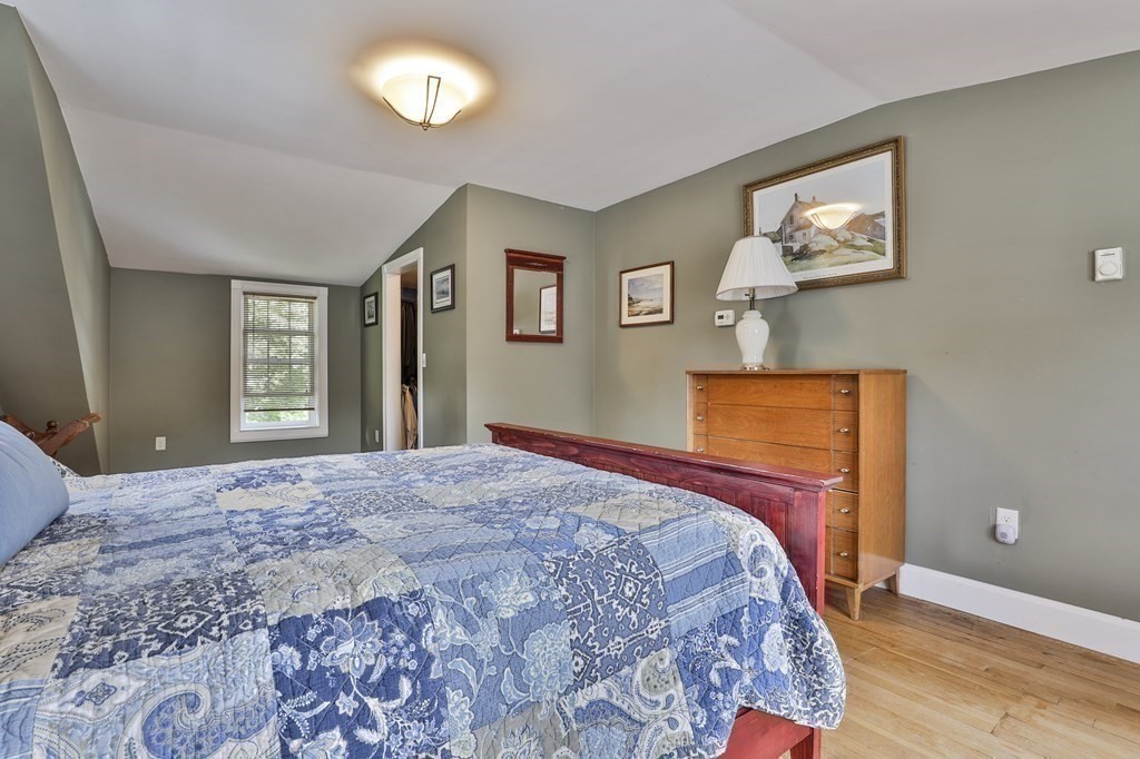 4 Spring Street Salisbury, MA 01952 - Photo 24 of 34